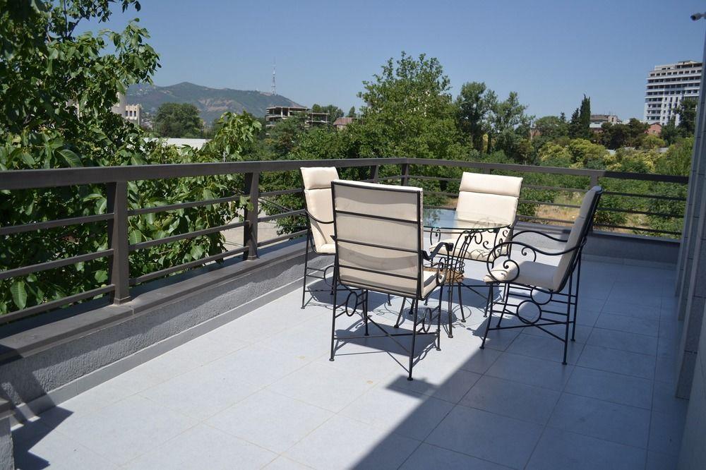 Dolabauri Hotel Τυφλίδα Εξωτερικό φωτογραφία